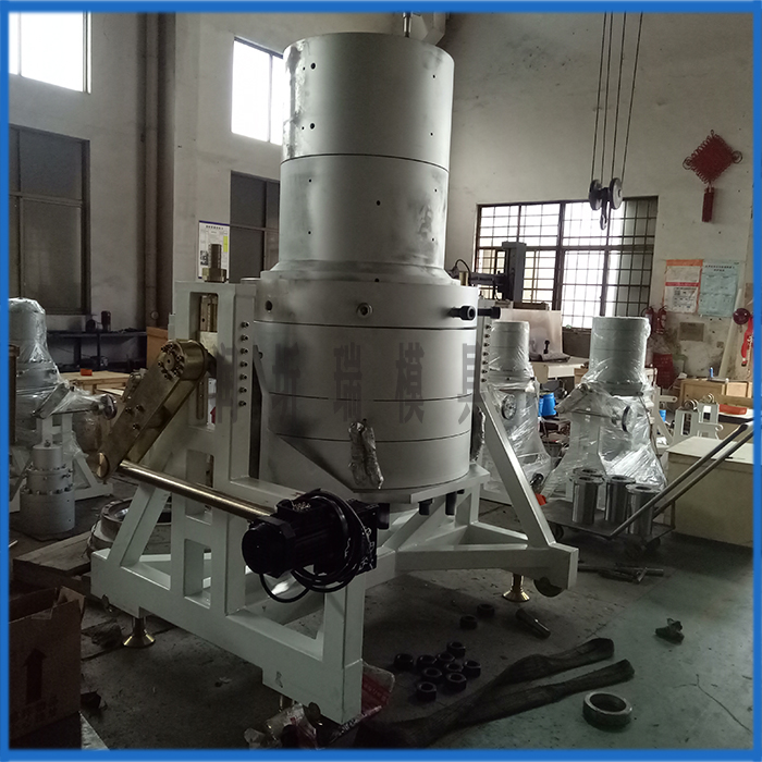 無縫管材擠壓模具的設(shè)計(jì)應(yīng)考慮哪些問題？