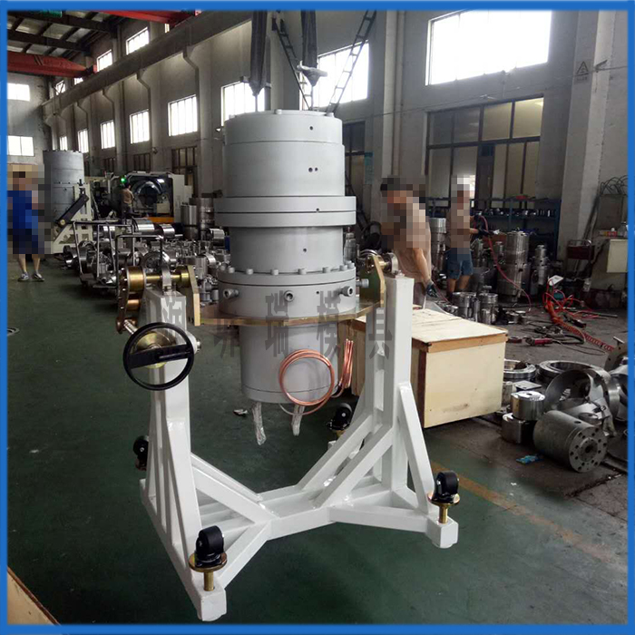 如何確定管材設(shè)備的科技開發(fā)重點(diǎn)？